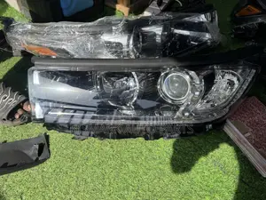 Toyota Highlander 2017 2018 2019 Headlight Led