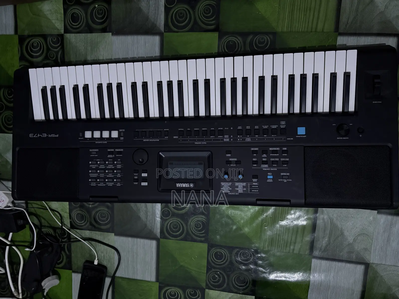 Yamaha PSR E473