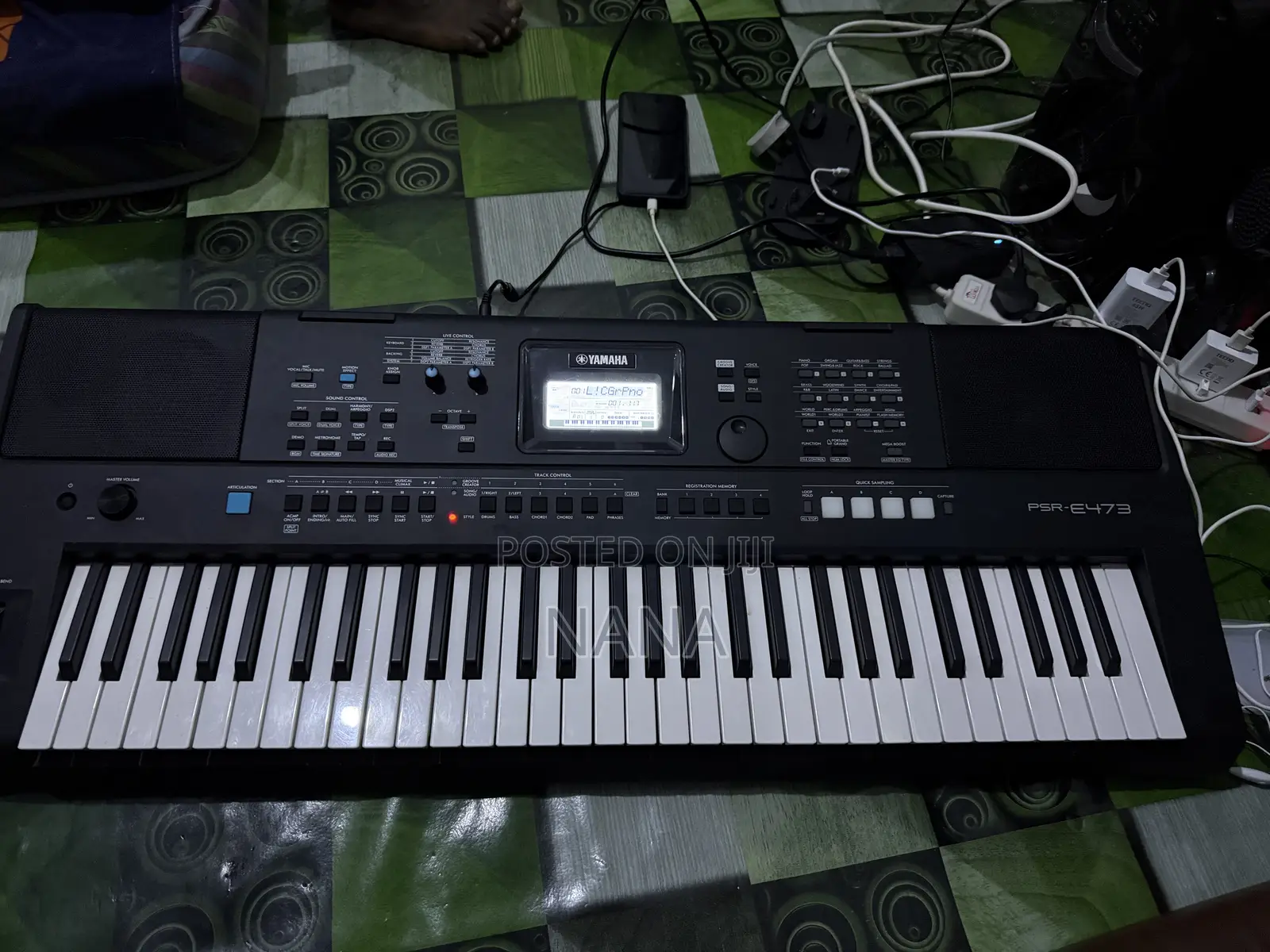 Yamaha PSR E473