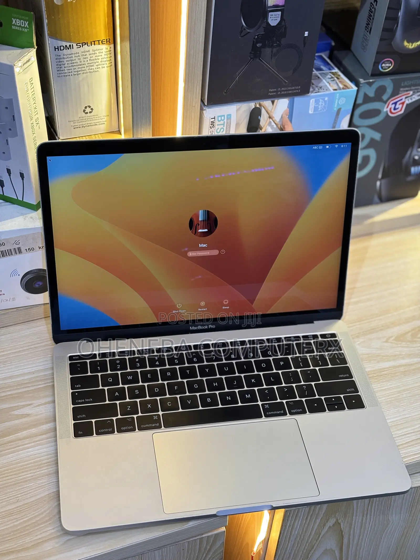 Laptop Apple MacBook Pro 2017 8GB Intel Core i5 SSD 128GB