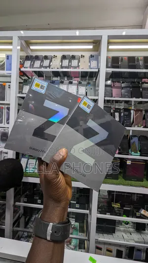 New Samsung Galaxy Z Fold 3 512 GB