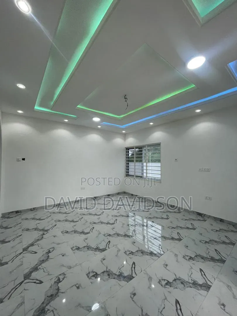 2bdrm House in 2 Bedroom House, Tema Metropolitan for sale