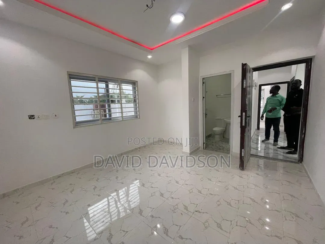 2bdrm House in 2 Bedroom House, Tema Metropolitan for sale