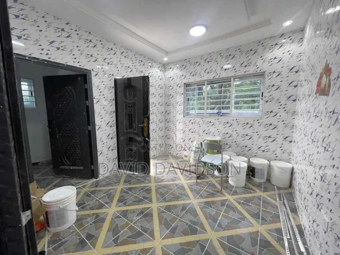 2bdrm House in 2 Bedroom House, Tema Metropolitan for sale