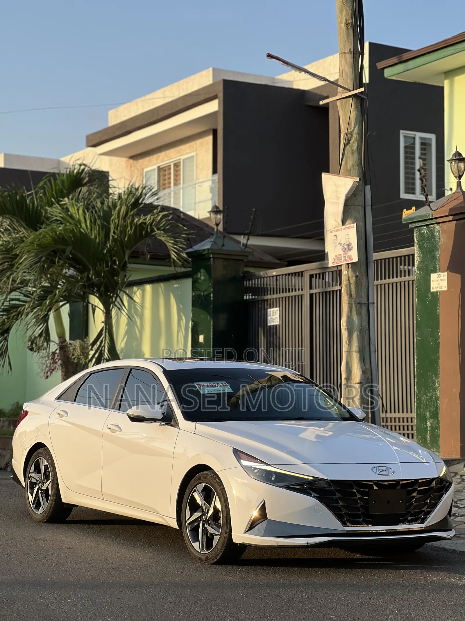 Hyundai Elantra Limited 2023 White