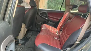 Toyota RAV4 2.4 2008 Green