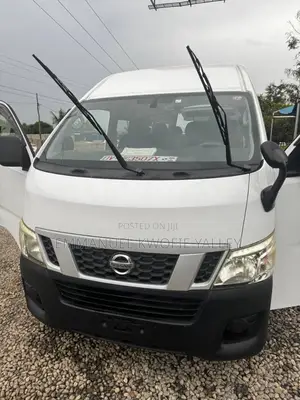 Nissan Caravan (Urvan) 2016 White