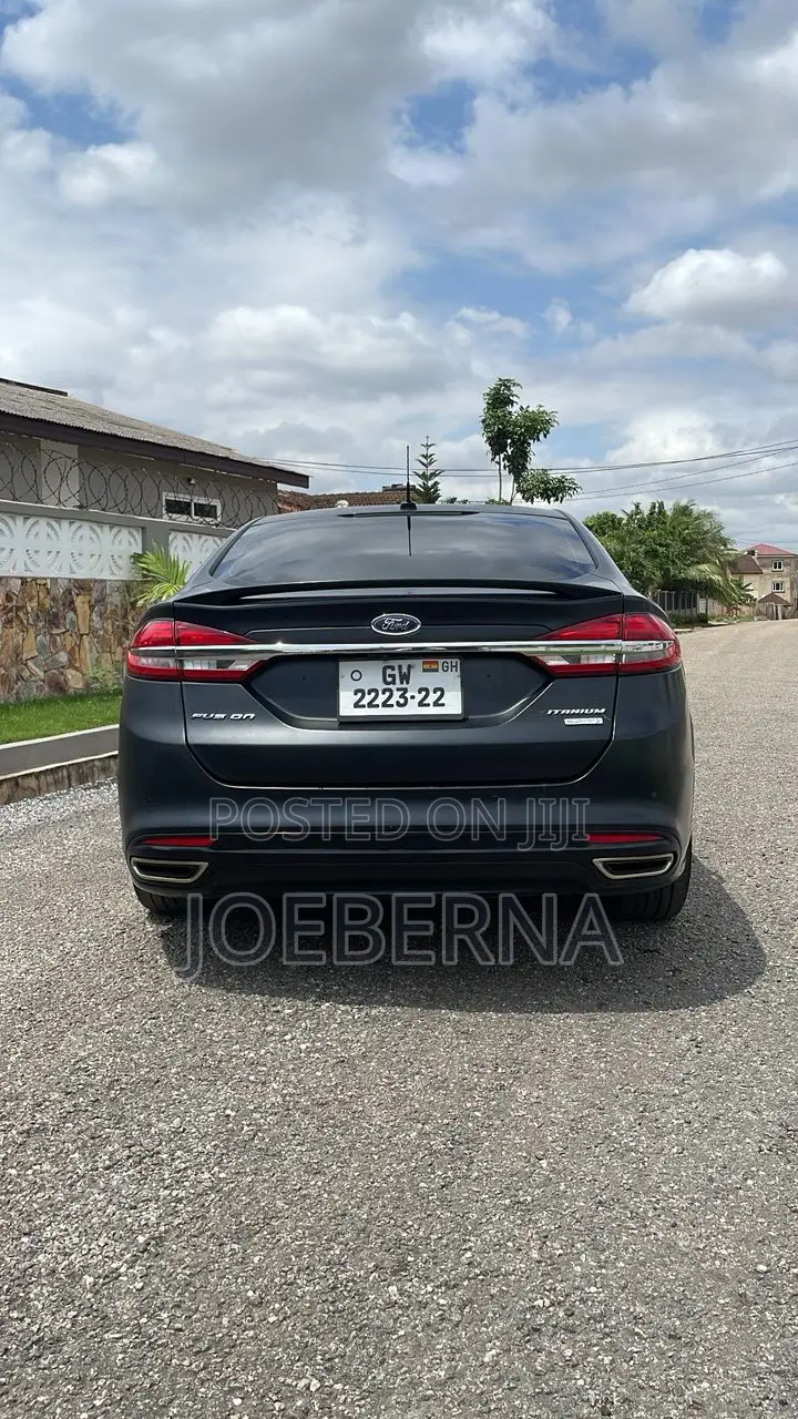 Ford Fusion Titanium FWD 2018 Black