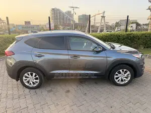 Hyundai Tucson Sport AWD 2019 Gray