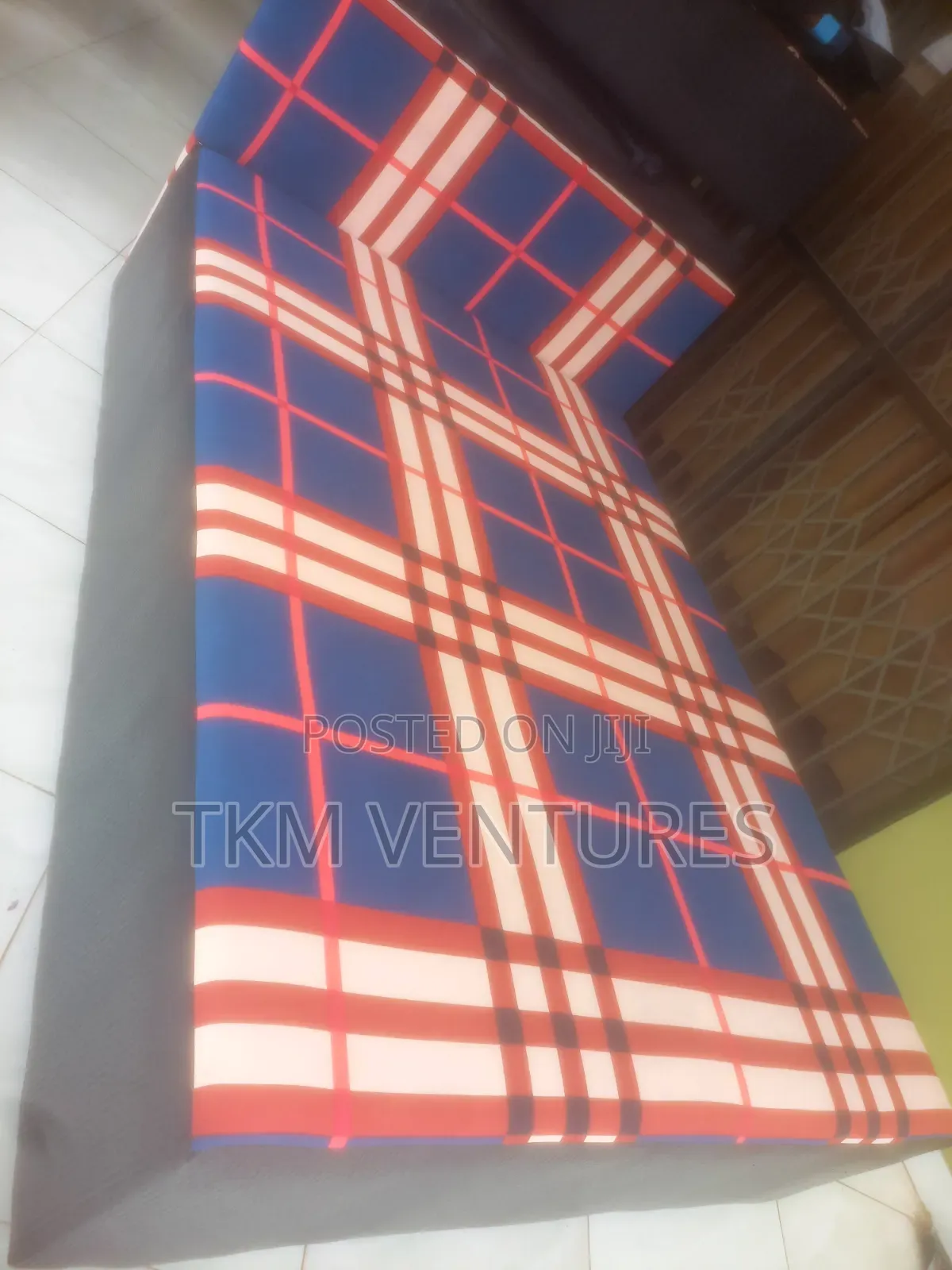 Azokull Furnitures