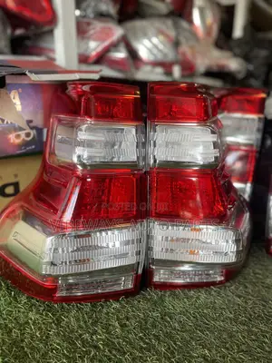 Toyota Landcruser Prado 2014-2017 Taillight Original Pair