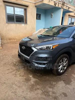 Hyundai Tucson Value AWD 2019 Gray