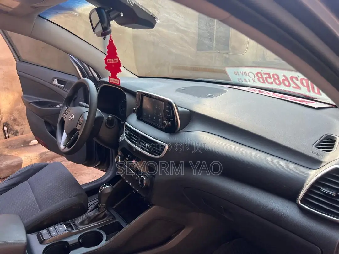 Hyundai Tucson Value AWD 2019 Gray