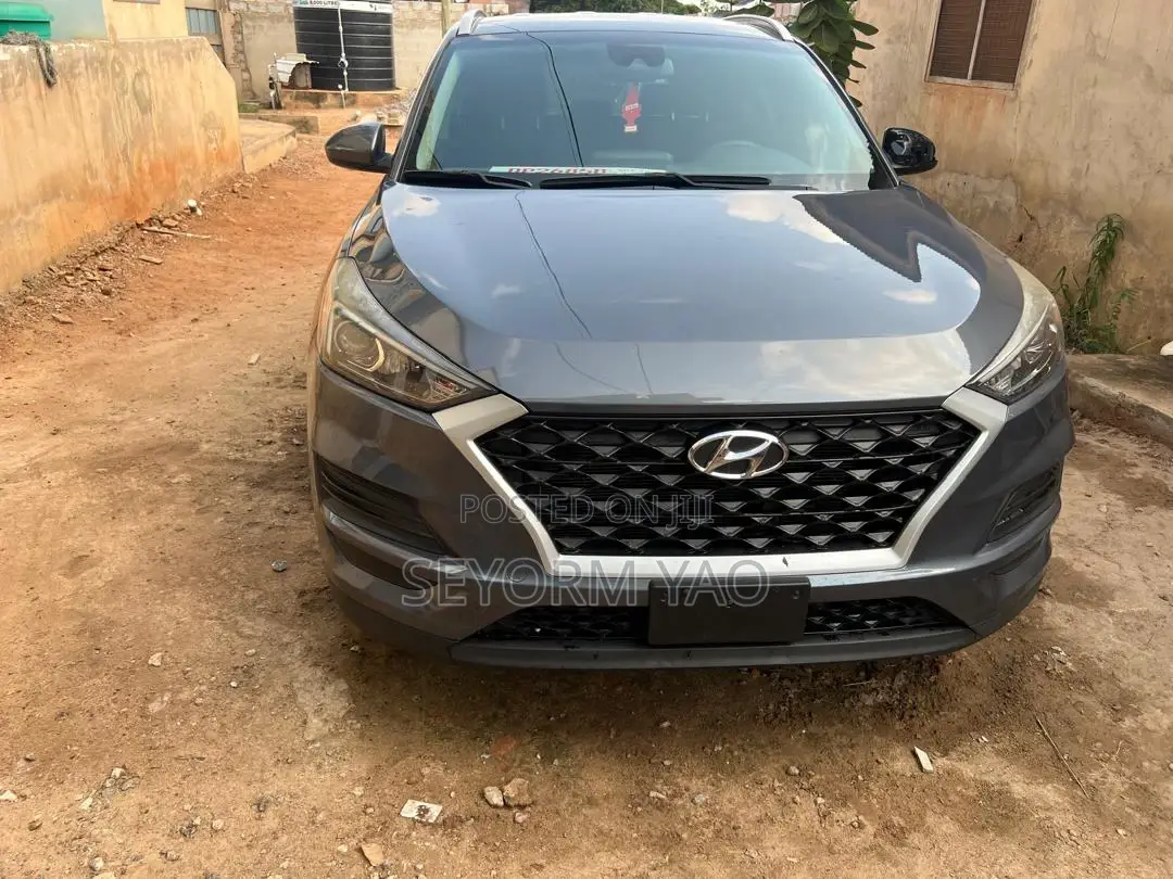 Hyundai Tucson Value AWD 2019 Gray