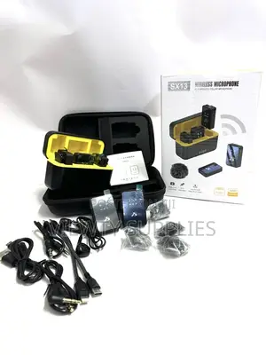 4 Mics 3-in-1 100 Meters Wireless Lapel Microphones With Battery Case