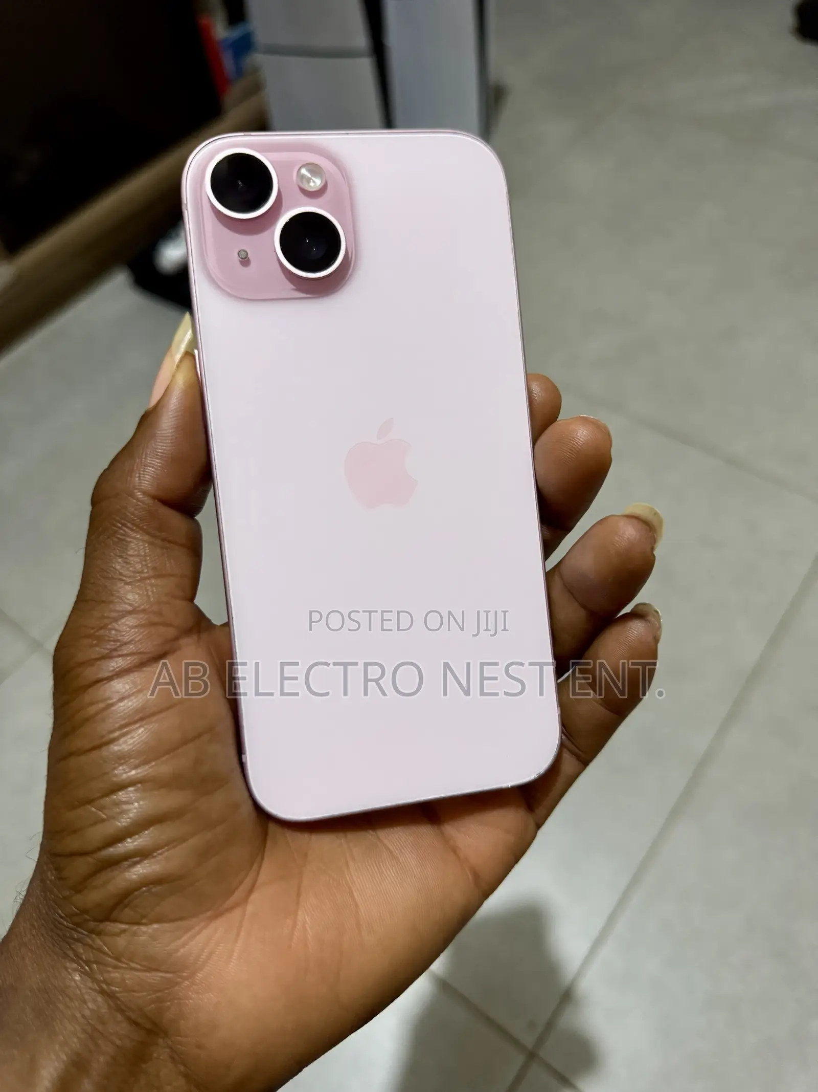 Apple iPhone 15 128 GB Pink