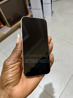 Apple iPhone 15 128 GB Pink