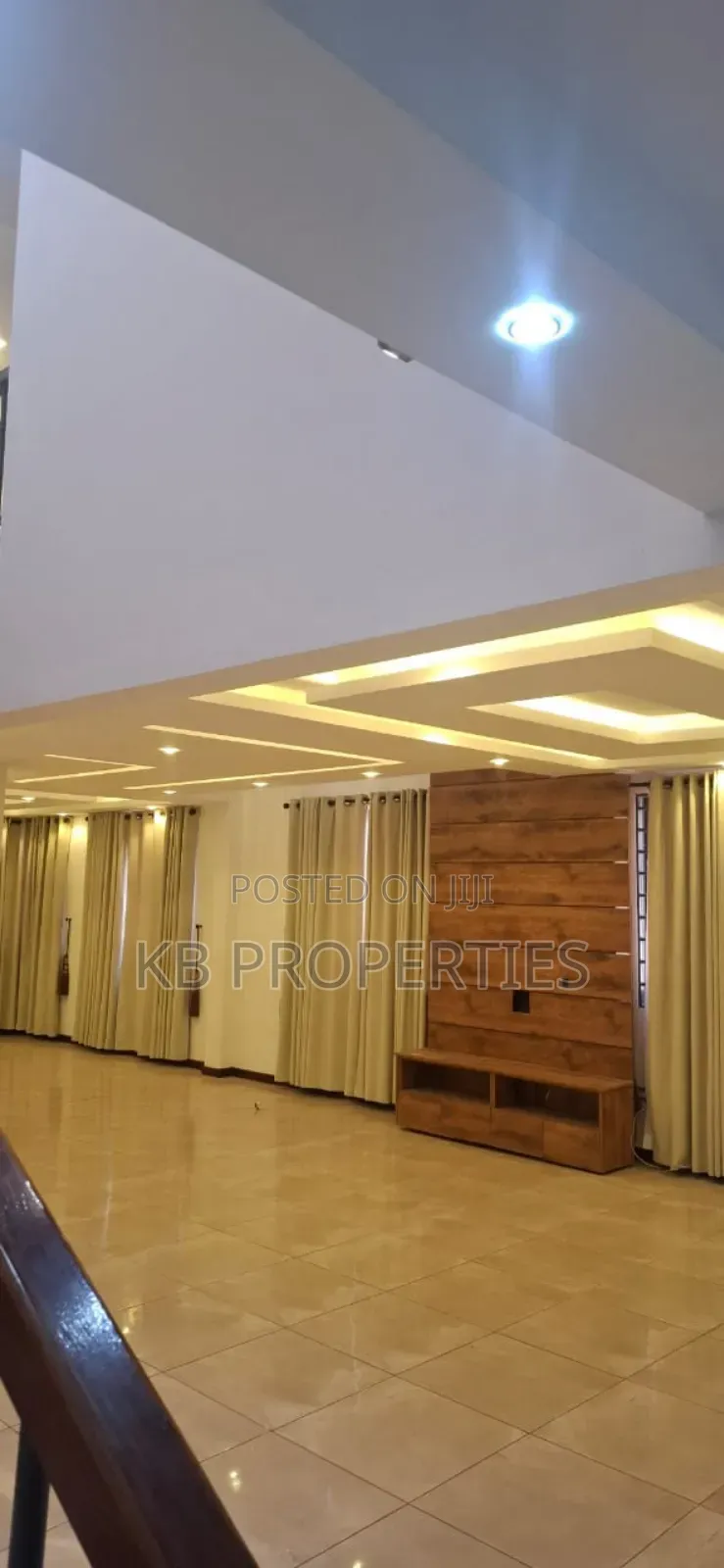 5bdrm Duplex in Kb Properties, Baatsona Total for rent