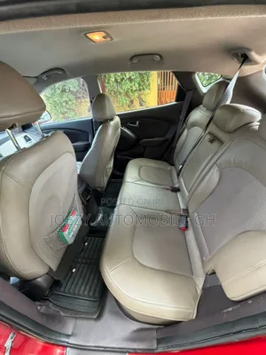 Hyundai Tucson 2015 Red