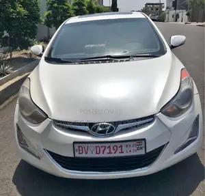 Hyundai Elantra 2013 White