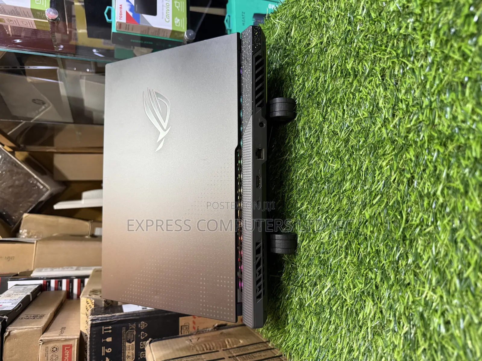 Laptop Asus ROG Strix G15 G512 24GB AMD Ryzen 9 SSD 1T