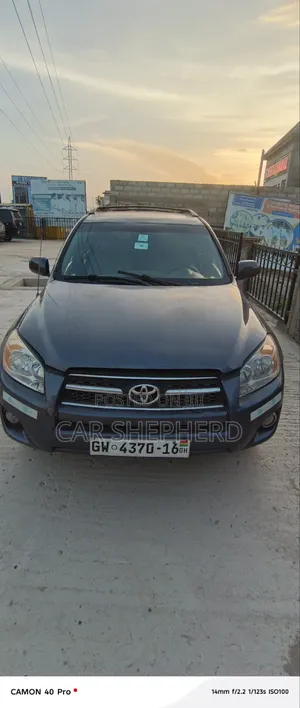Toyota RAV4 2.5 Limited 2010 Blue