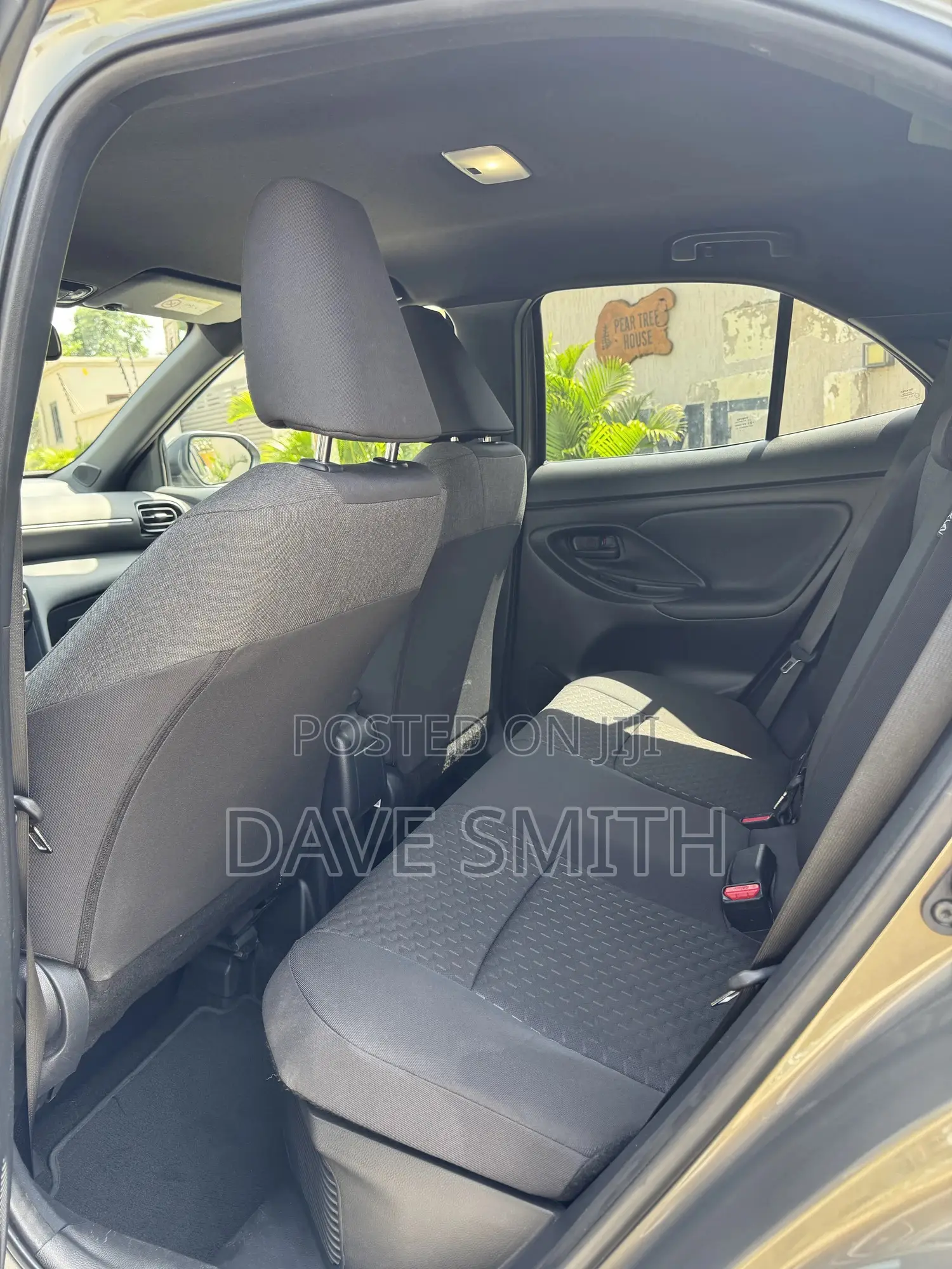 Toyota Yaris Cross 2023 Gold