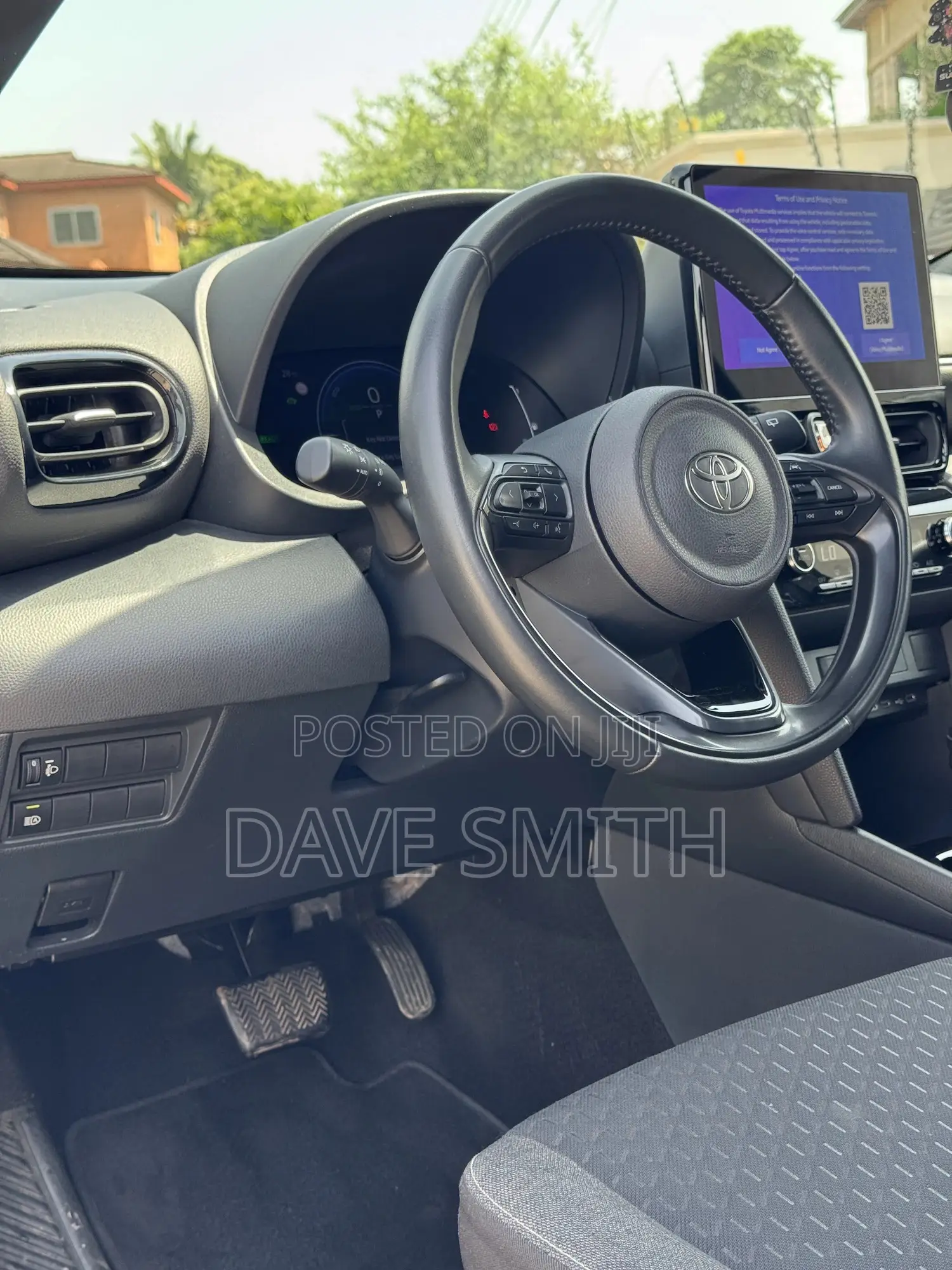 Toyota Yaris Cross 2023 Gold