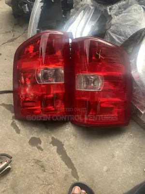 Chevrolet Silvera 2008- 2012 Tail Light Pair