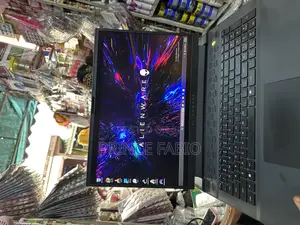 Laptop Alienware M18 R2 32GB Intel Core i9 SSD 1T