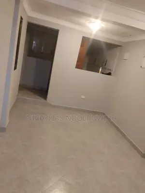 3 Bedrooms Apartment