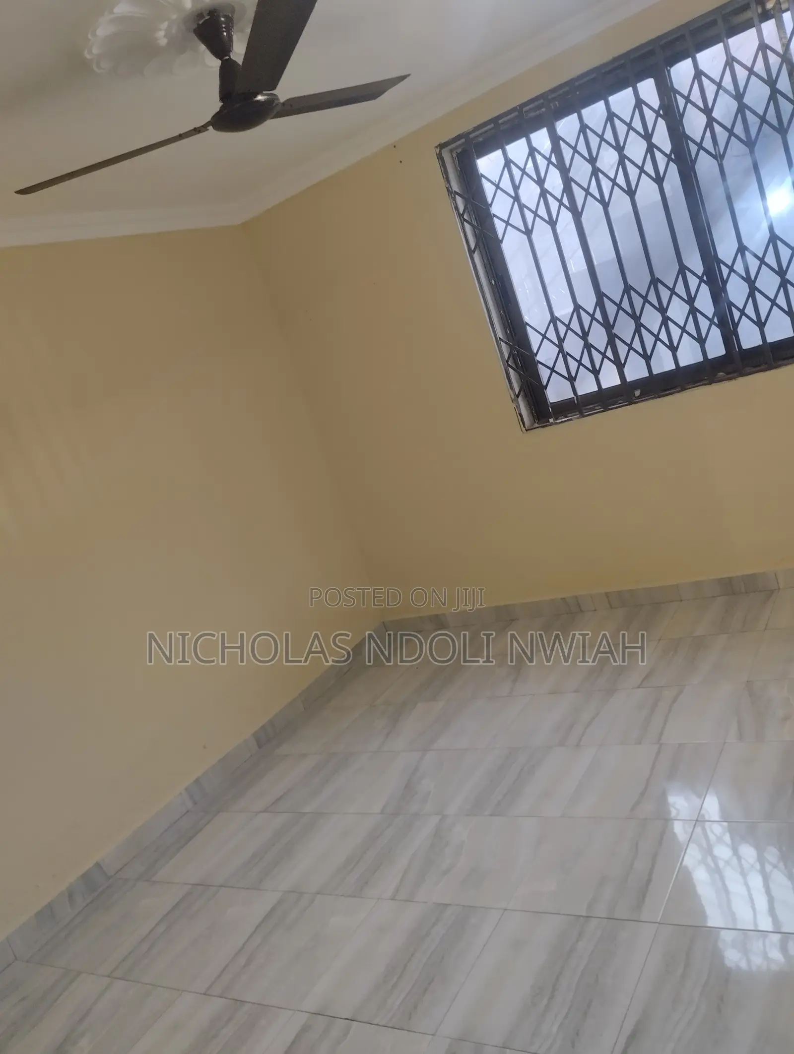 3 Bedrooms Apartment