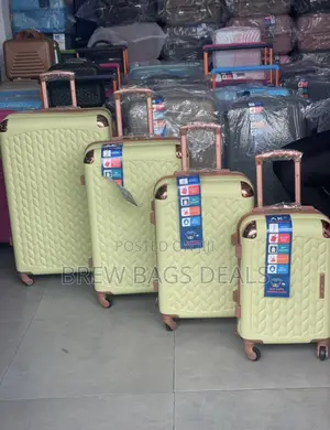 Quality Brand Ak 4set Fiber Anticrack Unbreakable Traveling Bag.