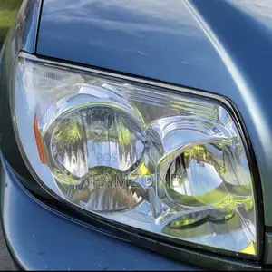 Car Headlights Restoration Services