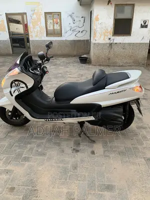Yamaha Majesty 2025 White