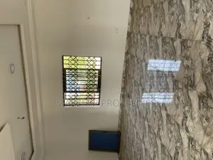 2bdrm Apartment in Lake Side Estate for rent