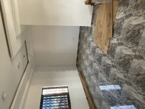 2bdrm Apartment in Lake Side Estate for rent