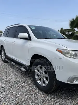 Toyota Highlander Limited 2012 White