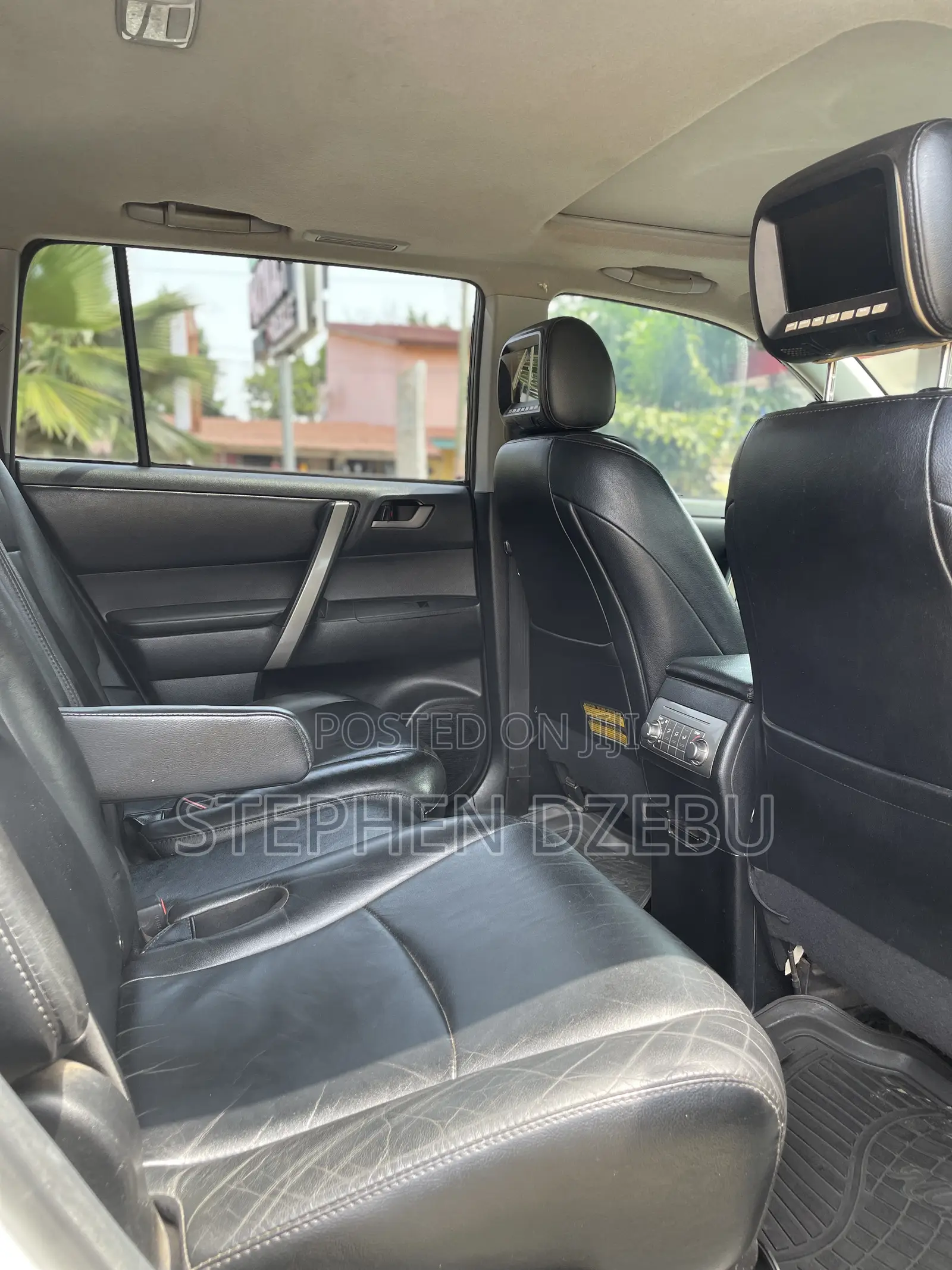 Toyota Highlander Limited 2012 White