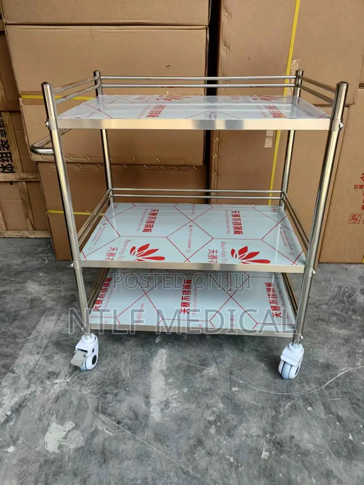 Medicine / Ward Trolley 3 Steps (Stainless)