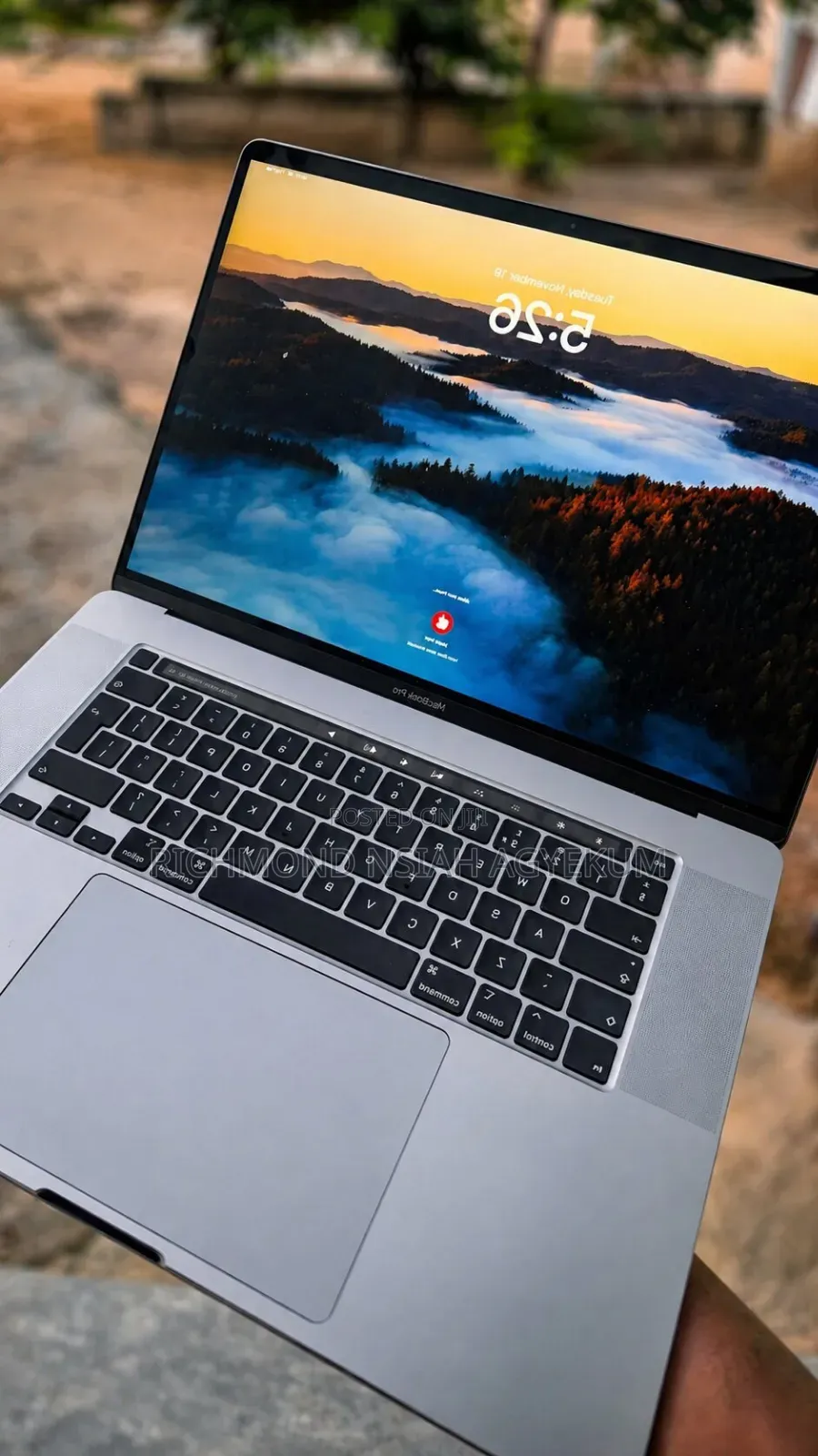 Laptop Apple MacBook Pro 2019 64GB Intel Core i9 SSD 1T