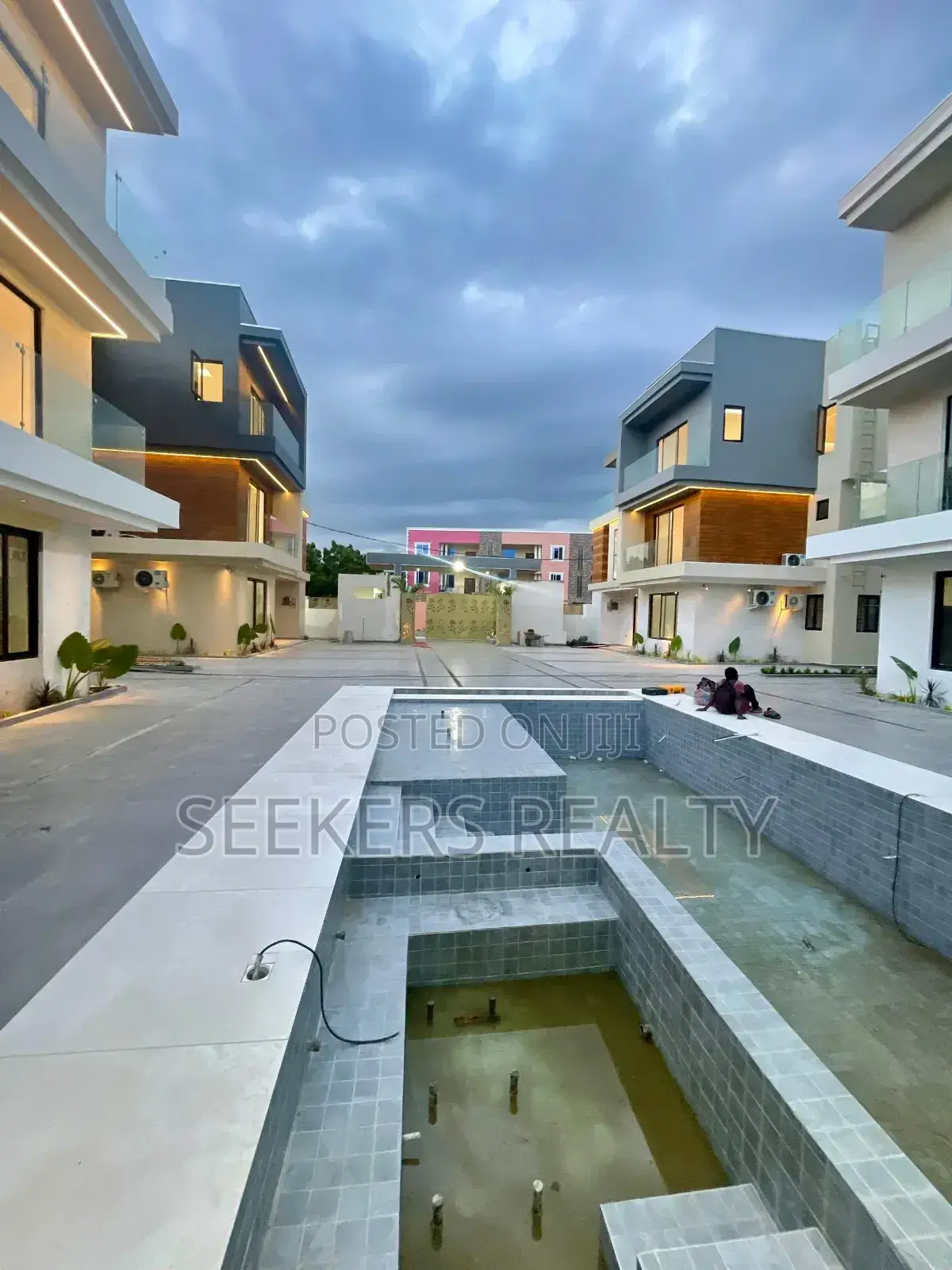 5bdrm House in Seekers Realty, Accra Metropolitan for sale