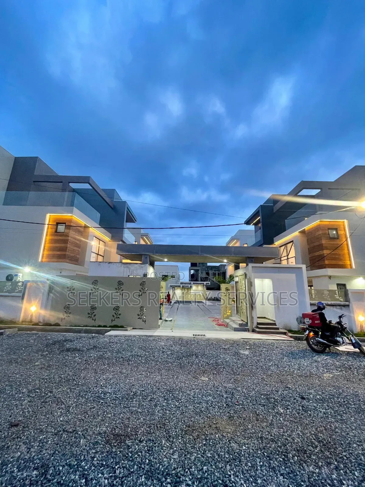 5bdrm House in Seekers Realty, Accra Metropolitan for sale