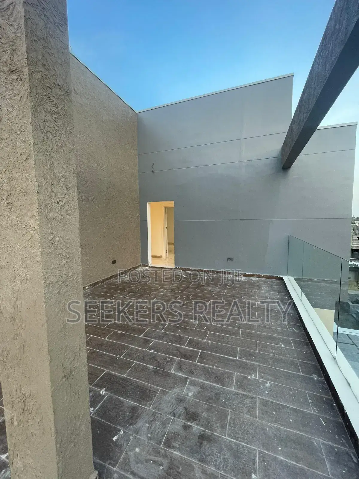 5bdrm House in Seekers Realty, Accra Metropolitan for sale