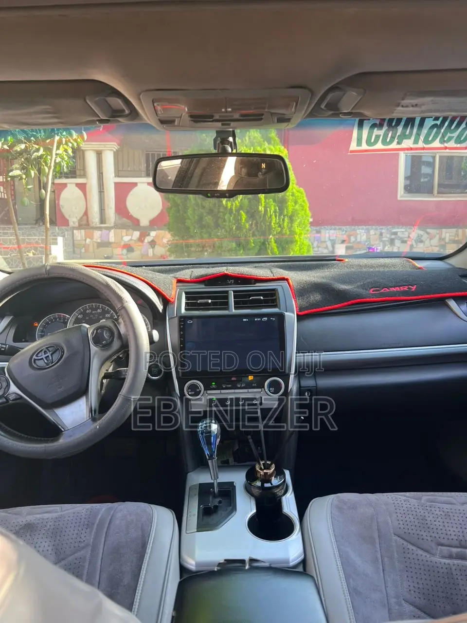 Toyota Camry SE 4dr Sedan (2.5L 4cyl 6A) 2014 Gray