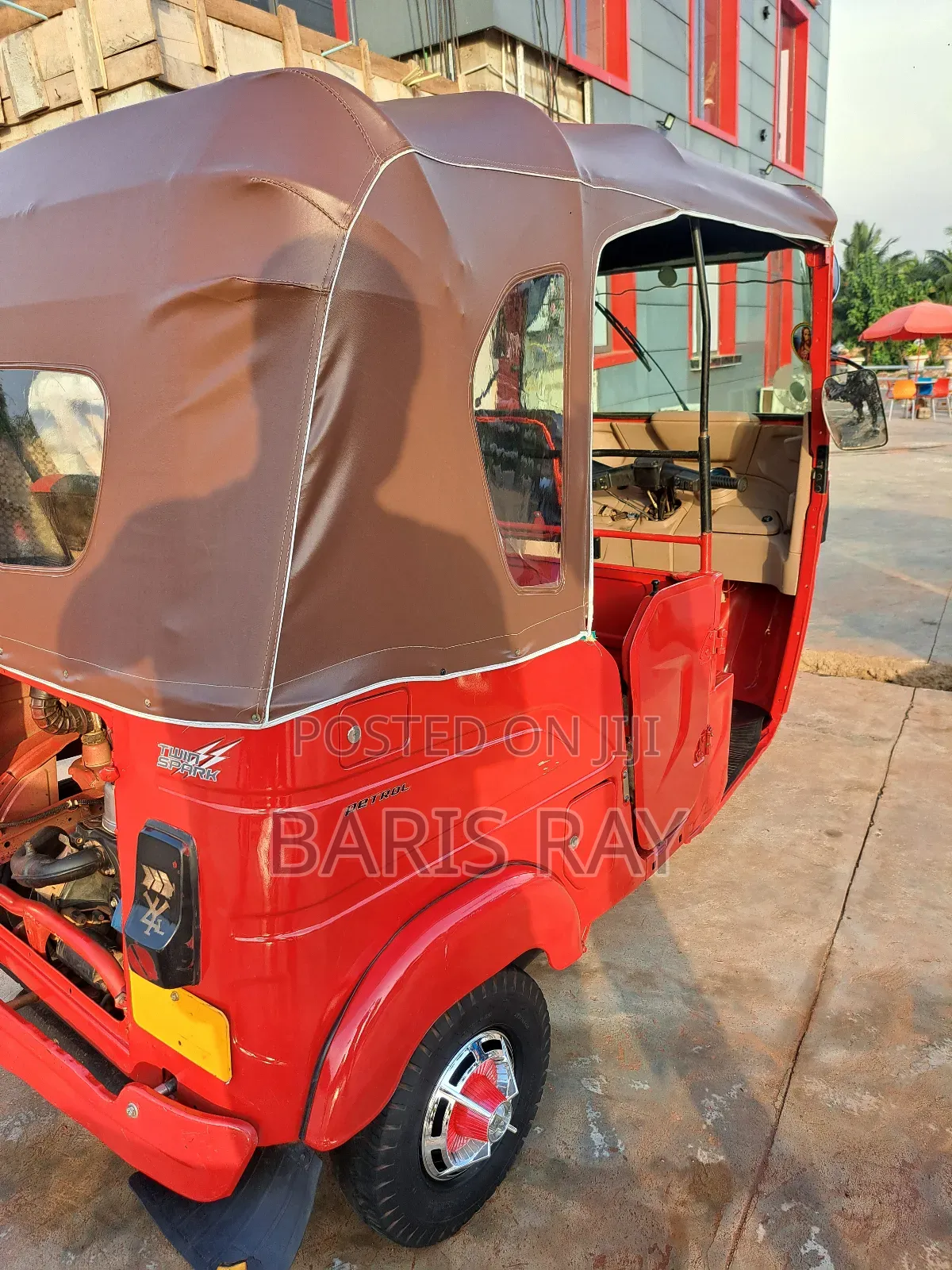 Bajaj RE 2024 Red