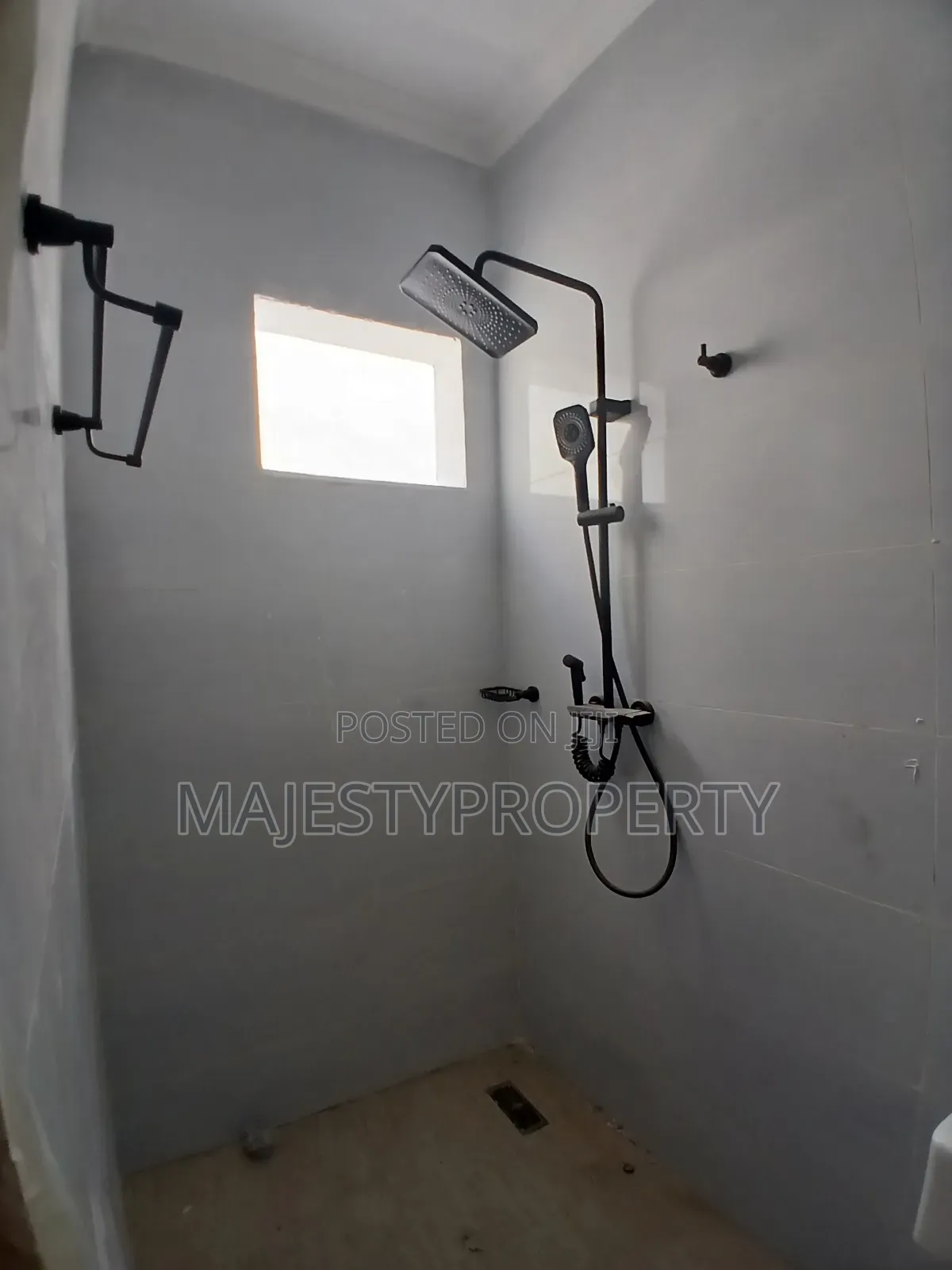 3bdrm House in Manet for sale