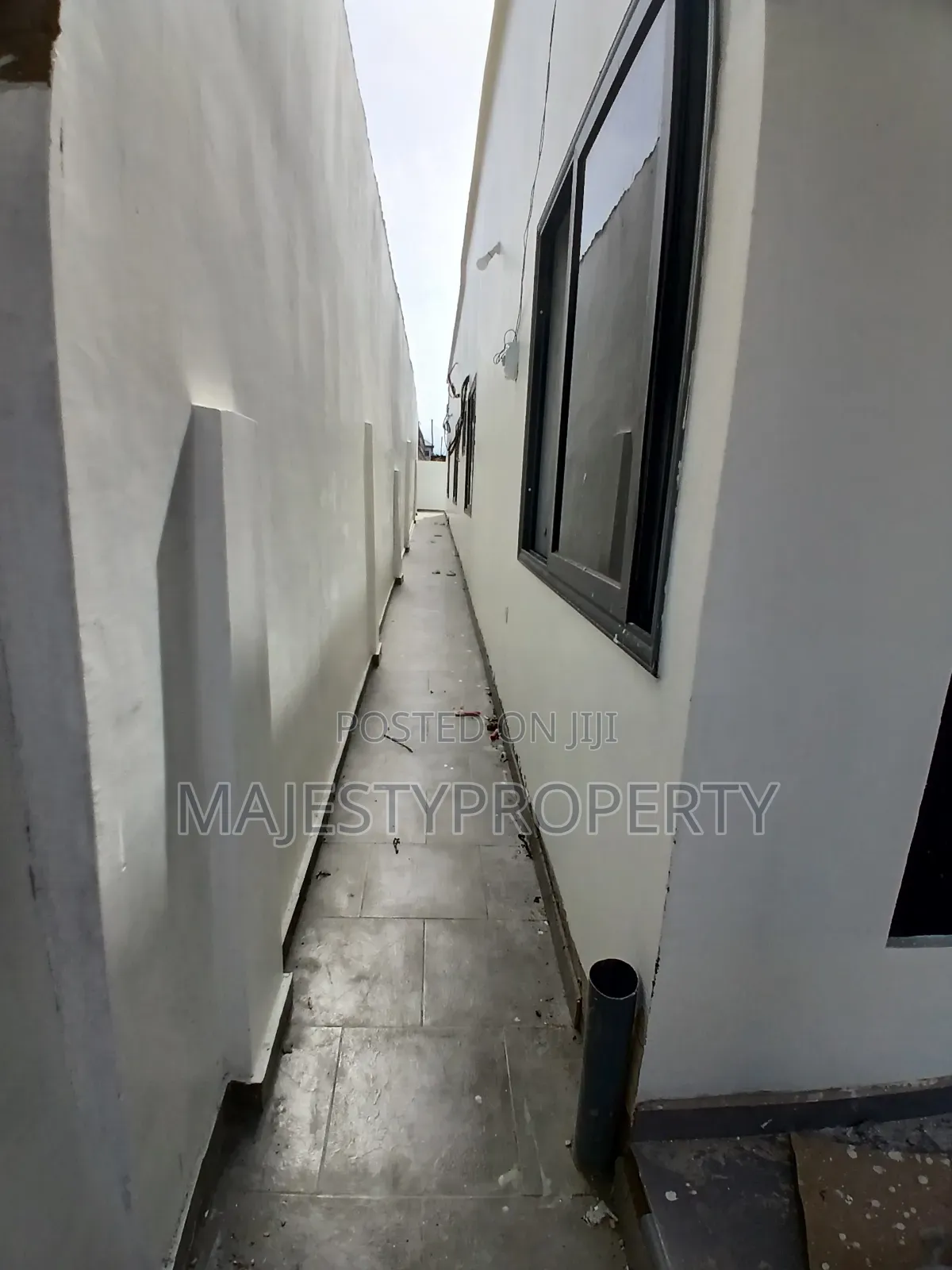 3bdrm House in Manet for sale