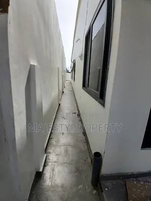 3bdrm House in Manet for sale
