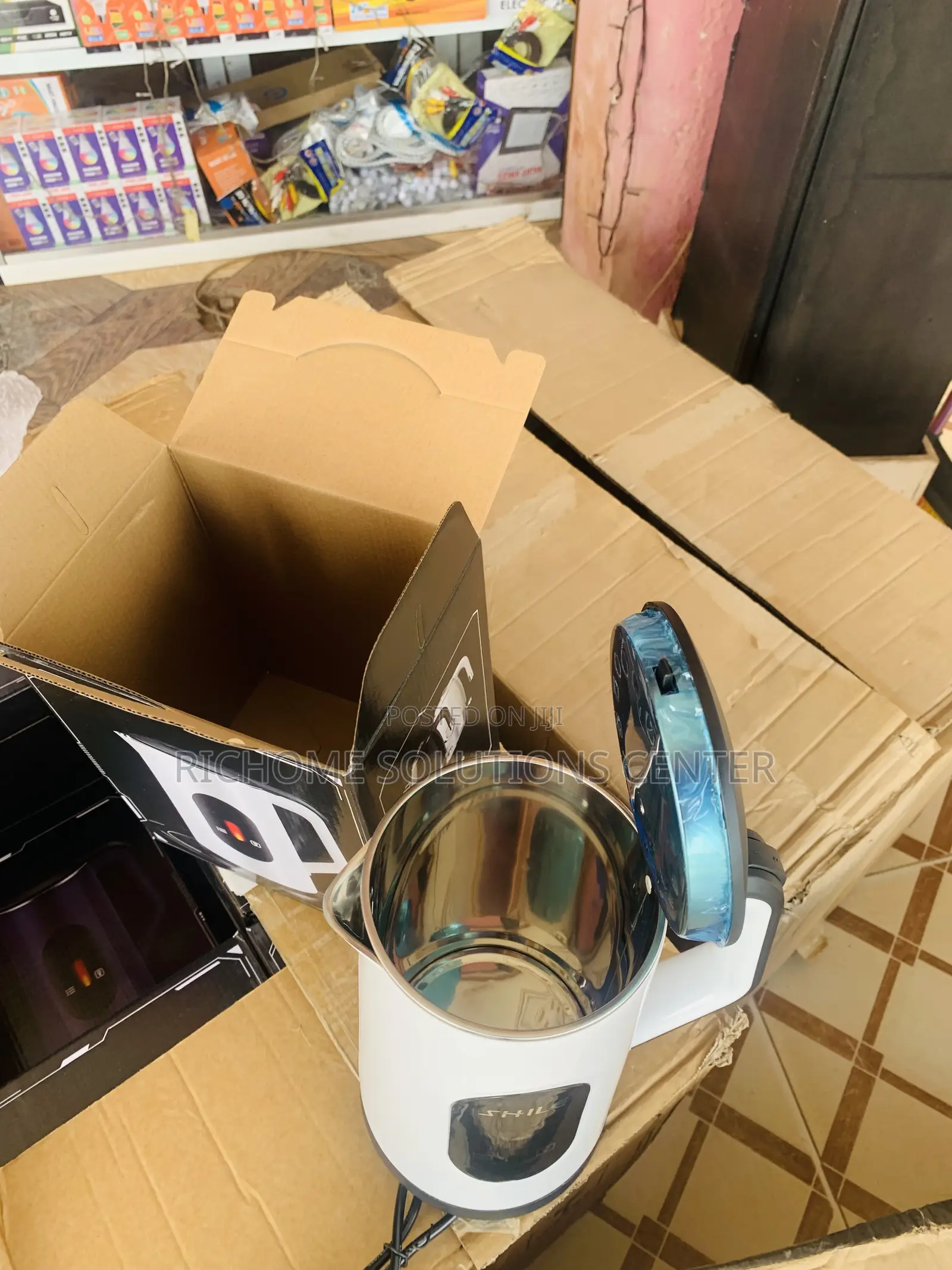 Brand New Kettle in Box